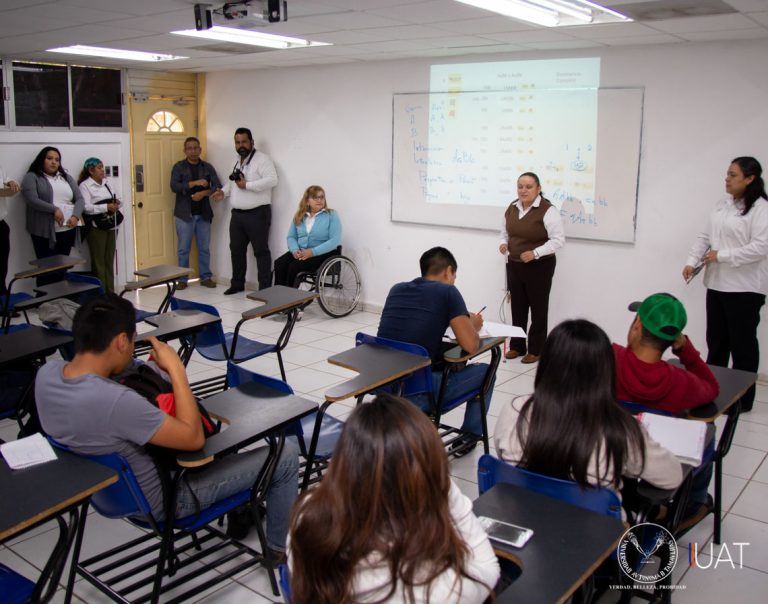 Realiza UAT estudios para detectar y atender a estudiantes discapacitados