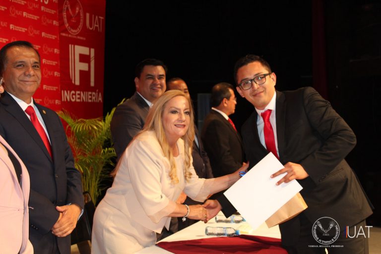 Realiza Ingeniería UAT-Tampico ceremonia de graduación