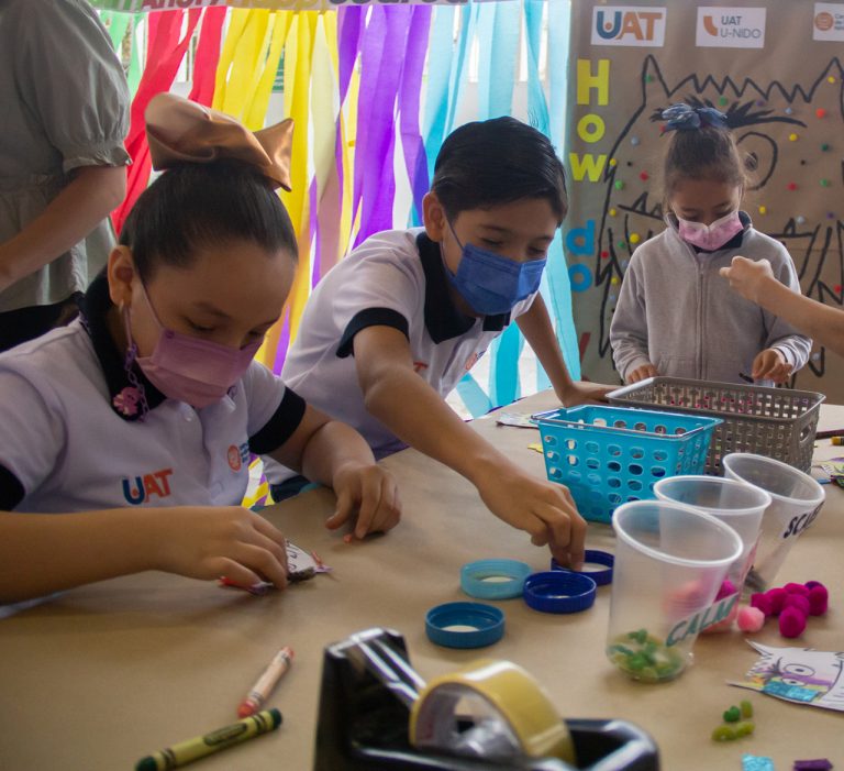 Difunde la UAT temas de salud mental en niños y adolescentes