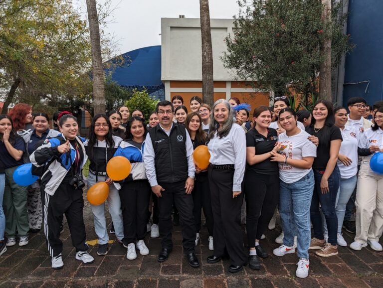 Visita Dámaso Anaya las facultades de la UAT en Matamoros