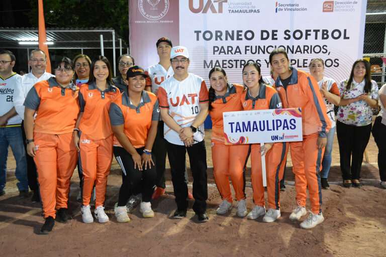 Inaugura el rector Dámaso Anaya el Torneo de softbol para Funcionarios, Maestros y Empleados de la UAT