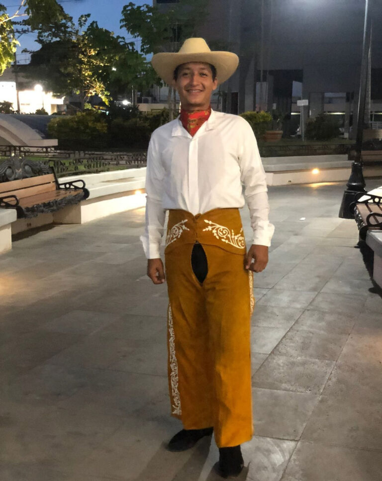 Alumno de la UAT representa a México en Encuentro Internacional de Danza en Ecuador