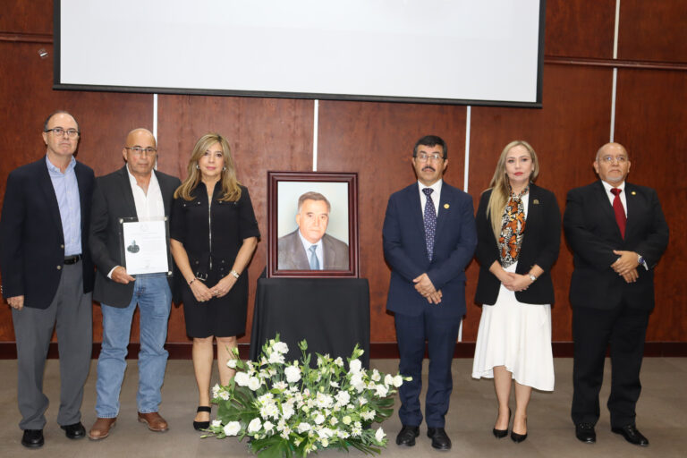 Rinden homenaje póstumo al Ing. Candelario Quiroga, exrector de la UAT