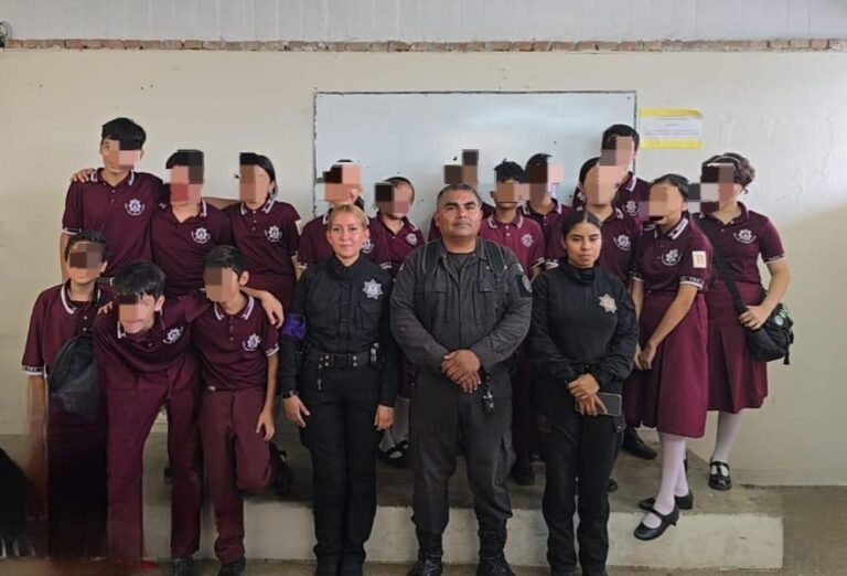 Lleva Guardia Estatal de Género plática para prevenir violencia en el noviazgo a secundaria de Ciudad Madero Lleva Guardia Estatal de Género plática para prevenir violencia en el noviazgo a secundaria de Ciudad Madero
