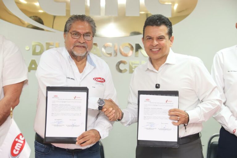 Acuerdan Municipio y CMIC construir obras de calidad