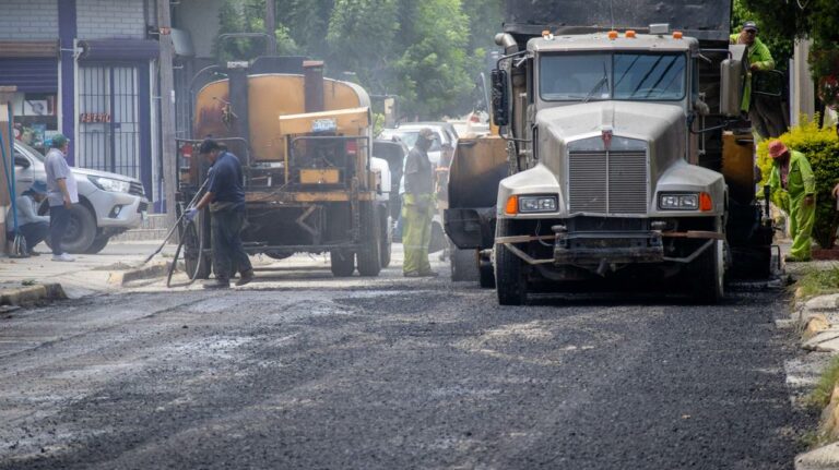 Con acciones de pavimentación, bacheo y rastreo de calles, el Gobierno de Victoria avanza en la rehabilitación de la infraestructura vial en colonias, área urbana y ejidal de la Capital de Tamaulipas