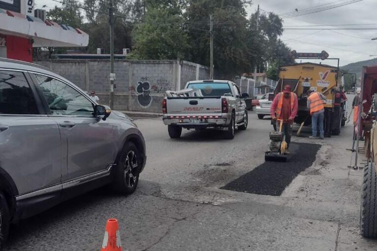 Avanza mejora de calles en Victoria